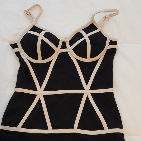 Fashion Nova Bodysuit Size S - Picture 7 of 9